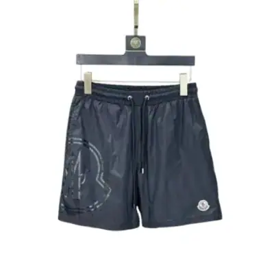 Moncler Shorts, pants & shorts for ¥132 on LitBuy
