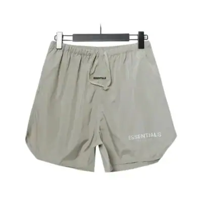 Essentials Shorts, pants & shorts for ¥126 on LitBuy